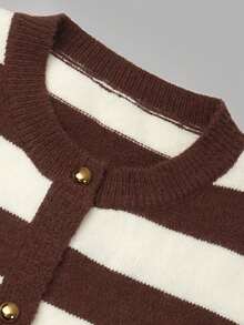 NiceArt Cardigan Wanita Motif Garis Cokelat-Krem Musim Gugur/Dingin, Jaket Sweater Lengan Panjang dengan Kerah Bulat dan Kancing Depan, Cocok untuk Pakaian Sehari-hari dan Kencan - Coklat - View 4