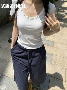 鉚釘圓領針織上衣，百搭修身小眾短袖顯瘦上衣，微低領口，夏季女款休閒白色衣物 - 白色 - 查看 6