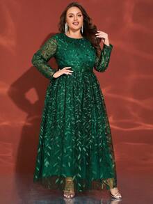 Plus Size Women's Green Round Neck Long Sleeve Sequin Embroidered Maxi Party Evening Dress - Green - View 2