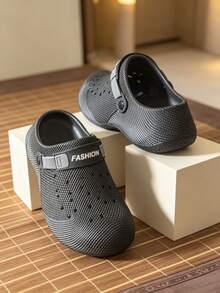New Couple Hollow Breathable Non-Slip Closed-Toe Wide Band Slippers, Comfortable Versatile Clogs For Outdoor Wear, Beach Shoes For Men - Black - View 3