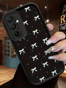 1 buah Casing Ponsel Motif Pita Putih Lucu, Kompatibel dengan Perangkat Android, Latar Belakang Hitam Motif Pita Kecil dan Titik-titik, Casing Ponsel Pelindung TPU Lembut Tahan Guncangan dan Anti Jatuh, Cocok untuk Anak Perempuan dan Wanita, Manis dan Cantik, Bingkai Kulit Hitam, Casing Pelindung TPU Lembut Tahan Guncangan, Kompatibel dengan Ponsel GALAXY, HONOR, dan lainnya - Hitam - View 3