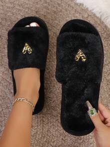 Autumn/Winter Premium Fashion Heart Decor Plush Slippers, Women's Comfortable Soft Sole Lightweight Indoor Slippers, Suitable For All Seasons - Black - View 7