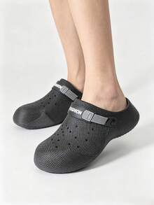 New Couple Hollow Breathable Non-Slip Closed-Toe Wide Band Slippers, Comfortable Versatile Clogs For Outdoor Wear, Beach Shoes For Men - Black - View 7