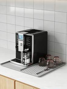 Alfombrilla de silicona para máquina de café, almohadilla antideslizante para mostrador de exprimidor, bandeja para máquina de café con bordes altos, protector de superficie para electrodomésticos de cocina, protege eficazmente el mostrador de arañazos, protector de encimera de cocina no eléctrico - Color sólido - Ver 21