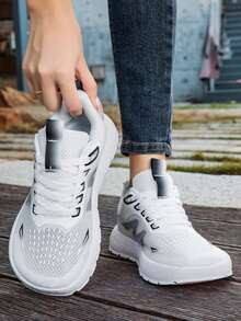 1 Pair Women's Lightweight Non-Slip Breathable Wide Toe Box Shock Absorbing Casual Sports Shoes - White - View 3