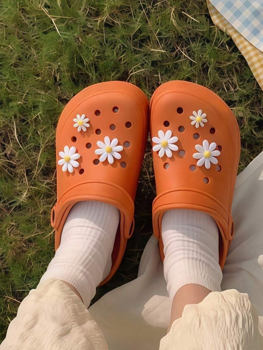 Resin Daisy Shoe Charms For Girls, 6Pcs Cute Flower Accessories For Sandals, Spring Summer Decoration For Women, DIY Party Favor - Multicolor - View 1