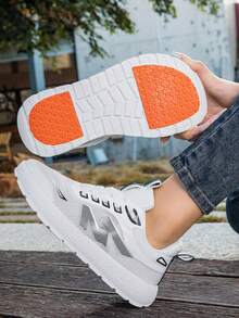 1 Pair Women's Lightweight Non-Slip Breathable Wide Toe Box Shock Absorbing Casual Sports Shoes - White - View 9