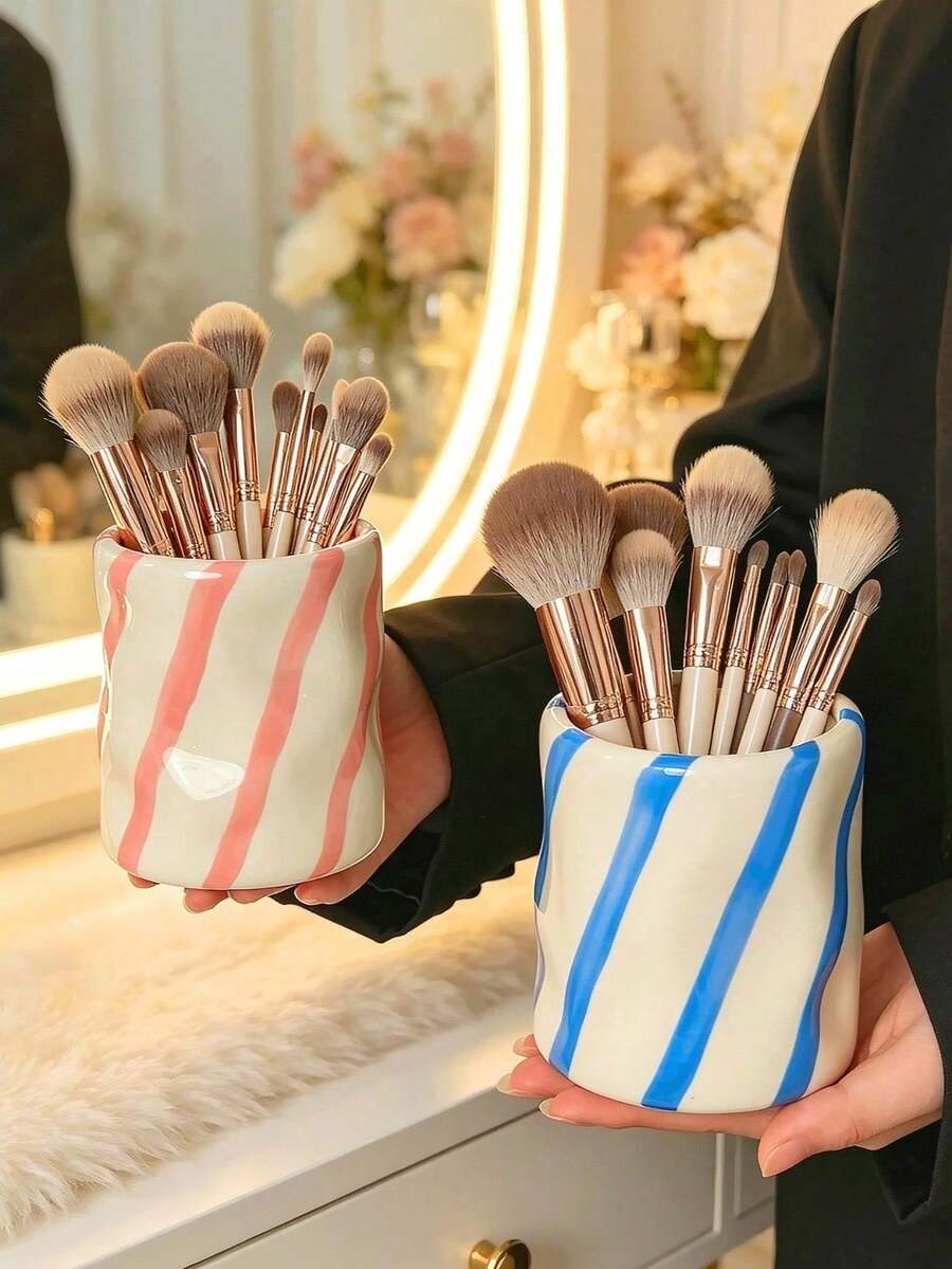 1pc Striped Makeup Brush Holder, Ceramic Texture Cosmetic Storage Box, Makeup Tool Display Rack, Vanity Desktop Organizer, Suitable For Bathroom Countertop, Dorm, Home Decor - Diagonal Ripple - View 1