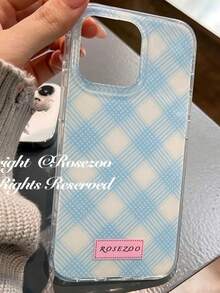 1 buah Casing Ponsel Transparan, Motif Kotak-kotak Polkadot Biru Muda, Label ROSEZOO Merah Muda, Casing Ponsel Transparan Anti Benturan dan Anti Jatuh, Aksesori Ponsel Gaya INS Korea yang Segar dan Manis, Cocok untuk Ponsel 11 12 13 14 15 16 17 Pro Max - MultiWarna - View 3