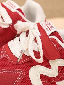 1 Pair Red Mesh Breathable Soft Sole Non-Slip Contrast Color Patchwork Front Lace-Up Hook & Loop Casual Sports Shoes Suitable For Daily Wear, Travel, Vacation, Home, Party, Outdoor, Spring/Autumn New 2026 - Red - View 7
