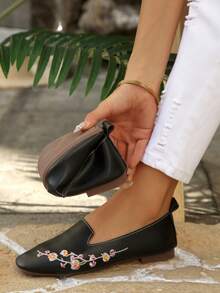 1 Pair Women's Floral Embroidery Loafers, Square Toe Slip‑On Casual Flat Shoes - Black - View 8