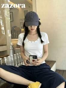 鉚釘圓領針織上衣，百搭修身小眾短袖顯瘦上衣，微低領口，夏季女款休閒白色衣物 - 白色 - 查看 5
