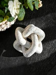 1件輕奢現代家居裝飾品 現代抽象藝術 北歐風線條紋理裝飾雕像 桌飾 適合餐廳、客廳、辦公室中心裝飾 最佳禮物 - 1PC - 查看 3