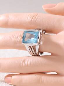 Gmzalx Minimalist Wide Band Women's Ring, Rectangular Aquamarine Synthetic Zirconia Inlaid, 3D Vertical Textured Hollow Ring, Suitable For Daily Commute, Business And Banquet - Two-color - View 7
