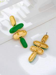 1 Pair European & American Exaggerated Asymmetrical Geometric Oil Drop Enamel Earrings - Light Green - View 2