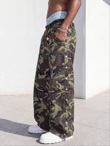 Men's Jungle Camo Cargo Pants, Functional Punk Side Metal Snap Buttons, Built-In Belt, Loose Straight Leg Y2K Long Pants - Army Green - View 2