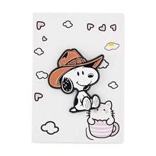 1 قطعة دبوس كرتوني إبداعي سعيد Snoopy بشكل كاوبوي لطيف من سبيكة معدنية، إكسسوار مثبت أعلى الحقيبة، هدية صغيرة للأجواء، هدية لزميل الدراسة - متعدد الألوان - مشاهدة 3