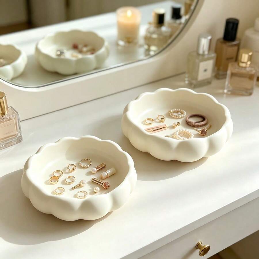 3D Printed Cloud Trinket Dish, Jewelry & Hair Accessories Storage Tray, Decorative Rings, Earrings, Hair Clips & Hair Ties Organizer Dish, Multi‑Purpose Decor Storage Tray For Keys Jewelry Cosmetics Bathroom Entryway Home Decoration - White - View 1