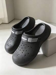 New Couple Hollow Breathable Non-Slip Closed-Toe Wide Band Slippers, Comfortable Versatile Clogs For Outdoor Wear, Beach Shoes For Men - Black - View 4