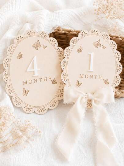 2pcs/1set Baby Girl Wooden Monthly Growth Milestone Plaques, Butterfly Lace Design, Cream White Bowknot Full Moon Photo Props, Newborn Monthly Growth Record Photography Decor, Baby Room Decoration, Welcome Baby Party Gift For New Mom Family Keepsake, Baby Girl Stuff, Baby Essentials, Newborn