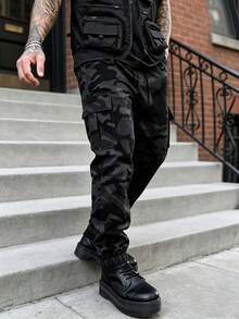 Men's Lightweight Loose Fit Outdoor Camouflage Cargo Pants With Cuffed Hem And Multiple Pockets - Black - View 3