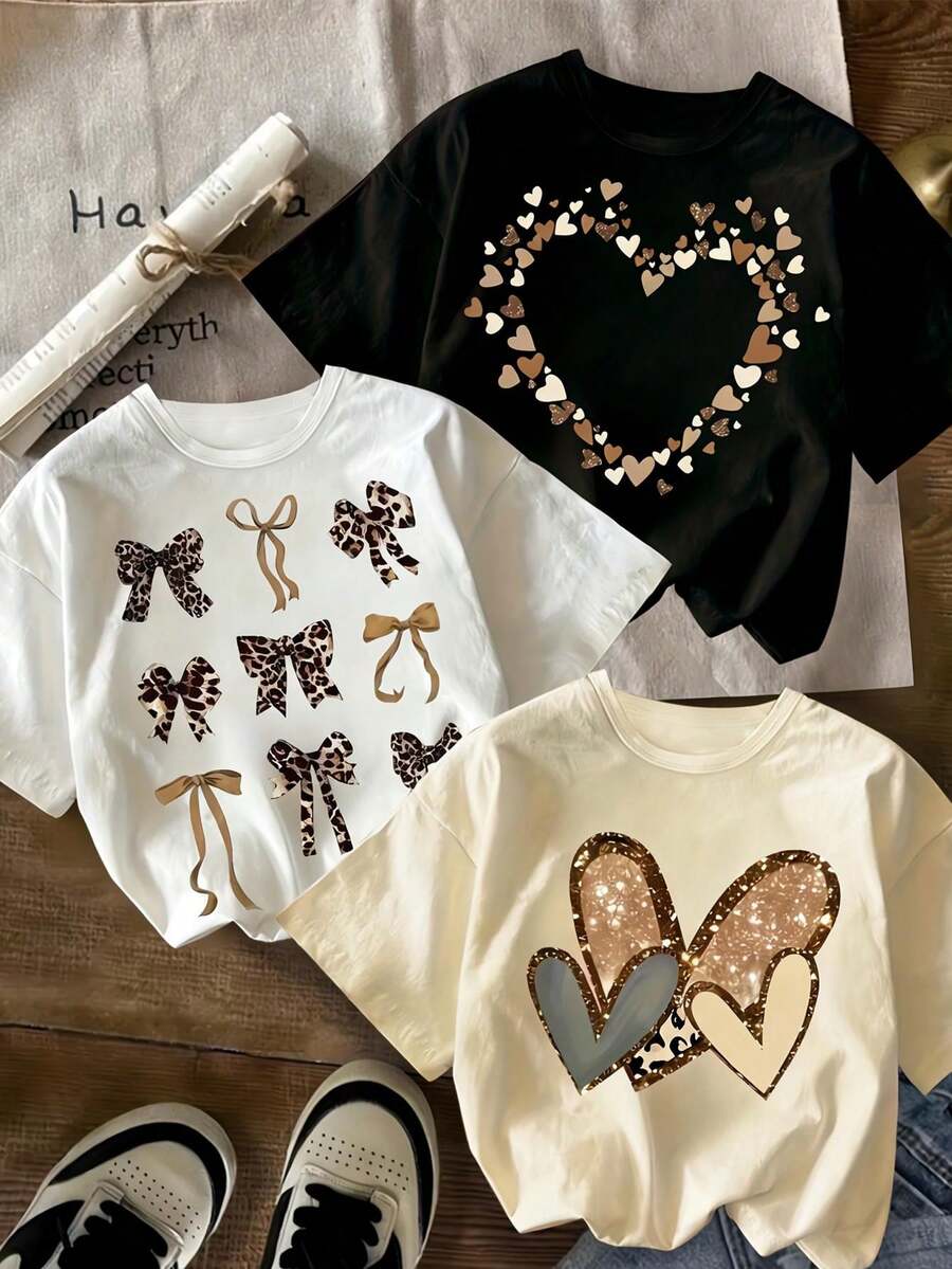 Camisetas cortas para mujer, pack de 3 piezas.Con tres diseños de estampado exquisitos: leopardo con lazo, corazones repetidos y corazón con pedrería.Favorecedoras , Hecho en Mexico. - White(Patron estampado) Paquete de 1 - Ver 1