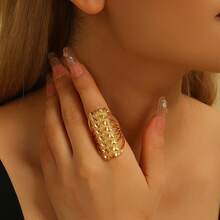 1pc Fashionable Personalized Heart Ring, Suitable For Women's Daily Commute Wear, Holiday Party Gift - Gold - View 3