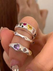 Women's Asymmetrical Alloy Metal Colorful Heart Ring, Niche Vintage Personalized, Minimalist Versatile Elegant Ring - Multicolor - View 2
