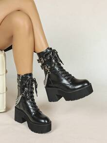 Fall/Winter Women's European Punk Style Chain-Decor Stiletto Heel Black Ankle Boots For Party - Black - View 1