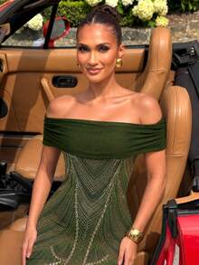UNITHORSE [Random Cut] Off Shoulder Cinched Waist Sequin Evening Dress - Olive Green - View 4