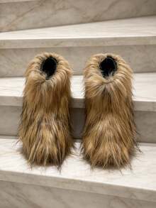 1 Pair Fashionable Children's Personalized Long Fur Plush Ankle Boots, Color-Block Fluffy Fur Ankle Boots, Suitable For Outings, Street Style, Holiday Parties, Autumn/Winter - Brown - View 5