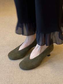 Women's 2025 New Chunky Heel Pumps V-Cut High Heels Square Toe Retro Granny Shoes Spring Witch Shoes - Army Green - View 3