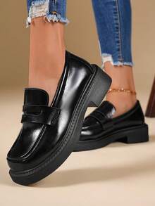 Black Thick Sole Loafers Women Versatile Commute Slip-On Shoes - Black - View 2