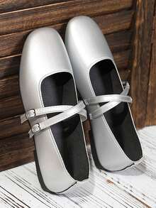 rlyza Cross Strap Mary Jane Flat Shoes For Women Square Toe Low Vamp Retro Niche Sweet Cool Style Versatile Shoes - Silver - View 3