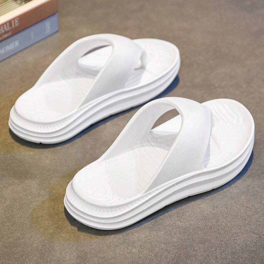 Men's White Thick Sole Flip Flops, Beach Vacation Seaside Slip-On Outdoor Walking Casual Sandals, Comfortable Summer Toe-Post Slippers, Fashion Open-Toe Slides, Unisex - White - View 1