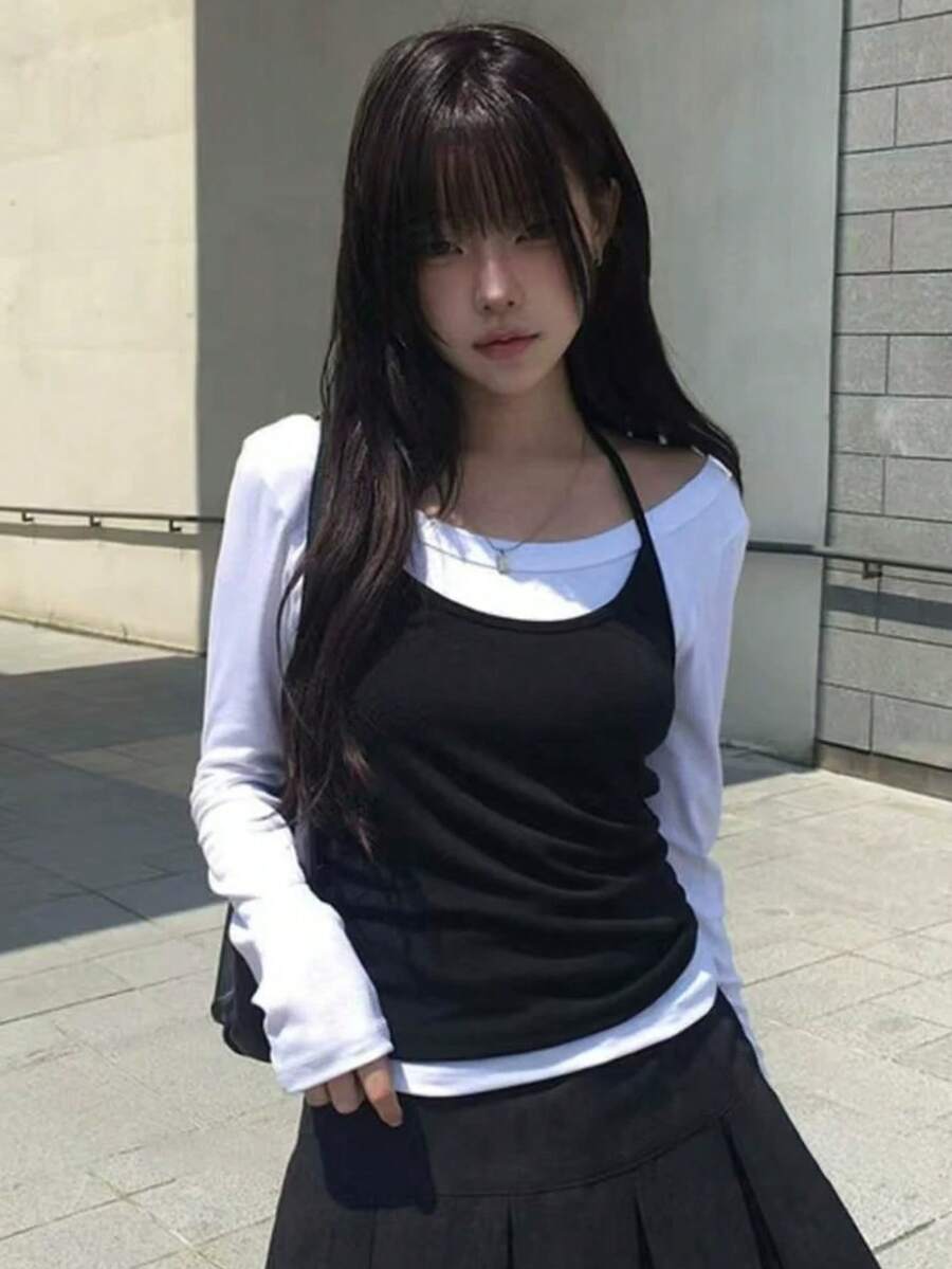 Setelan Kasual 2 Potong Gaya Korea Minimalis dengan Model Tank Top Halter Neck dan Kaos Lengan Panjang - Hitam - View 1