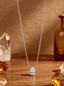 Minimalist Water Drop Zirconia Pendant Collarbone Necklace, Luxury High-End Stainless Steel Neck Chain For Women, Gold And Silver Dual Color Options, Exquisite Transparent Pear-Shaped Rhinestone Design, Small Versatile Daily Accessory, Gentle Elegant Jewelry - Necklace - View 2