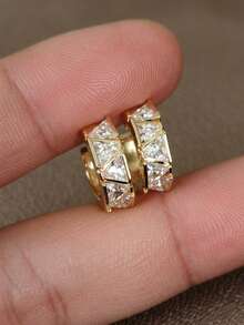 CHICAT 1 Pair Gold Tone Triangle Cut Cubic Zirconia Women's Hoop Earrings, Geometric Crystal Small Thick Hoop Earrings, Elegant Party Jewelry Gift - Gold - View 5