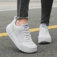 New Women's Casual Sports Shoes, Lightweight & Breathable, Versatile For Commuting, Suitable For All Seasons, Daily Hiking, Sports And Commuting Wear - White - View 3