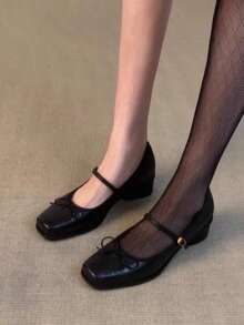 女款通勤磨砂皮革極簡一腳蹬樂福鞋，法式低鞋面方頭復古粗跟奶奶鞋 - 黑色 - 查看 9