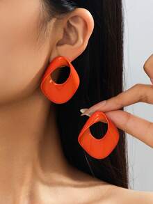 1 Pair Women's Oval Hollow Stud Earrings Shiny Finish - Women's Earrings - View 14