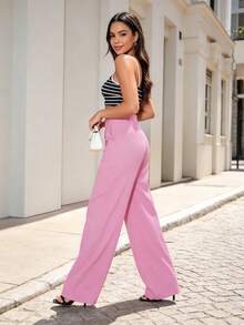 Calça feminina rosa de poliéster com modelagem flare e bolsos, comprimento longo e elasticidade média, ideal para um look estiloso. - Rosa chiclete - Visão 6