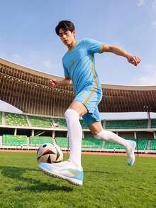 1 Pair World Cup Style Latest Women's Football Shoes, TF Turf Studs Training Cleats - White - View 9