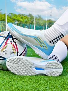1 Pair World Cup Style Latest Women's Football Shoes, TF Turf Studs Training Cleats - White - View 4