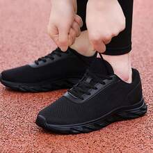Men's Mesh Casual Sneakers, Lightweight Breathable Lace‑Up Walking Athletic Shoes - Black - View 3