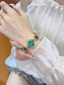 1pc New Casual Fashion Women's Bracelet Watch, Crystal Decorated Dial, Rhinestone Inlaid Strap, Suitable For Students Back To School - one-size - View 6