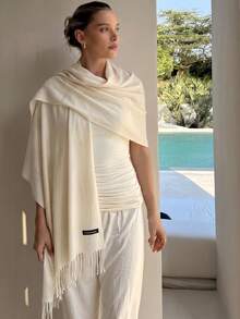 1pc Women's Classic Minimalist Cashmere Scarf, Daily Neck Scarf, Versatile Bow Tie Accessory, Suitable For Women's Daily And Commute Looks - Beige - View 3