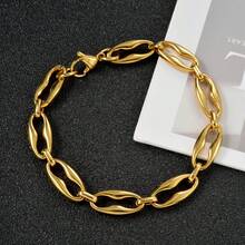 Punk Style Unisex Personalized 18K Gold Plated Stainless Steel Geometric Pig Nose Bracelet, Suitable For Daily Wear And Parties - Gold - View 4