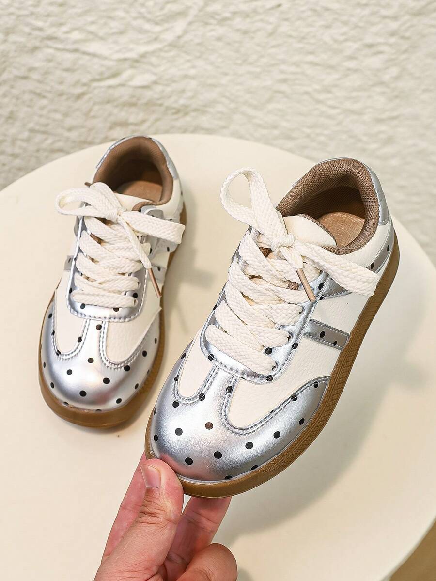 Girls' Silver White Polka Dot Colorblock Lace-Up Retro Rubber Sole Non-Slip Casual Sneakers - Silver - View 1