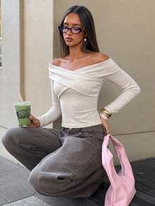 French Chic Casual Top, Cross-Fold Off-Shoulder Fitted Long Sleeve T-Shirt - Apricot - View 3